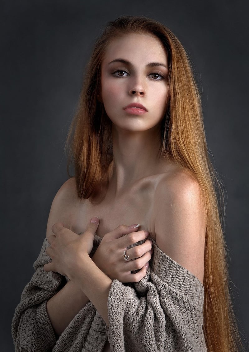 Fashionable woman posing for a photo
